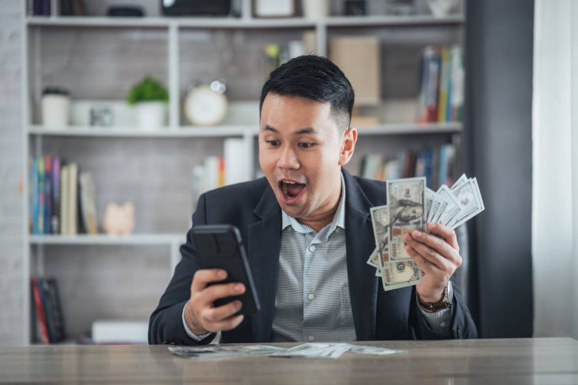 中古車超額貸款 vs. 一般汽車貸款:選擇和操作比較 中古車超額貸款 vs. 一般汽車貸款:選擇和操作比較